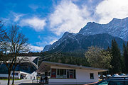 Mit der Tiroler Zugspitzebahn geht es hinauf auf die Zugspitze (©Foto: Jan Kaiser)